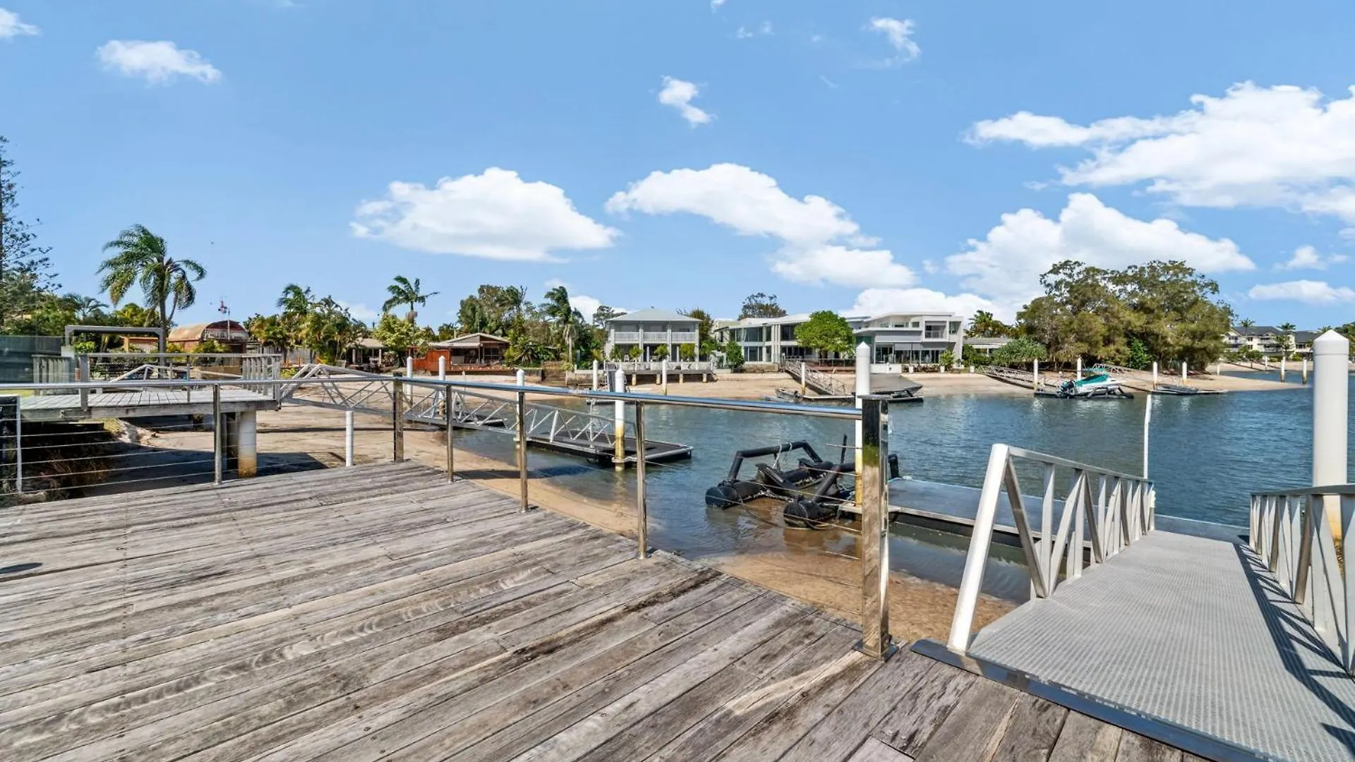 4 Bedroom Home On Canal Mooloolaba 0*,  Australia
