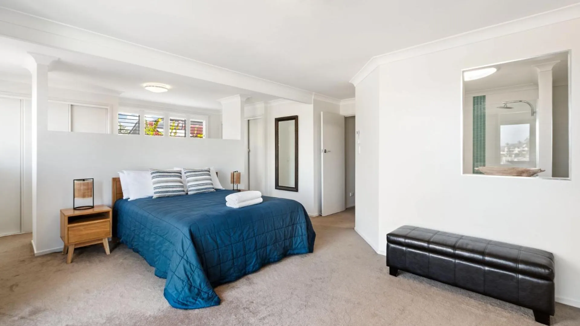 4 Bedroom Home On Canal Mooloolaba